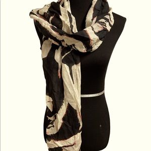 Black / beige Scarf